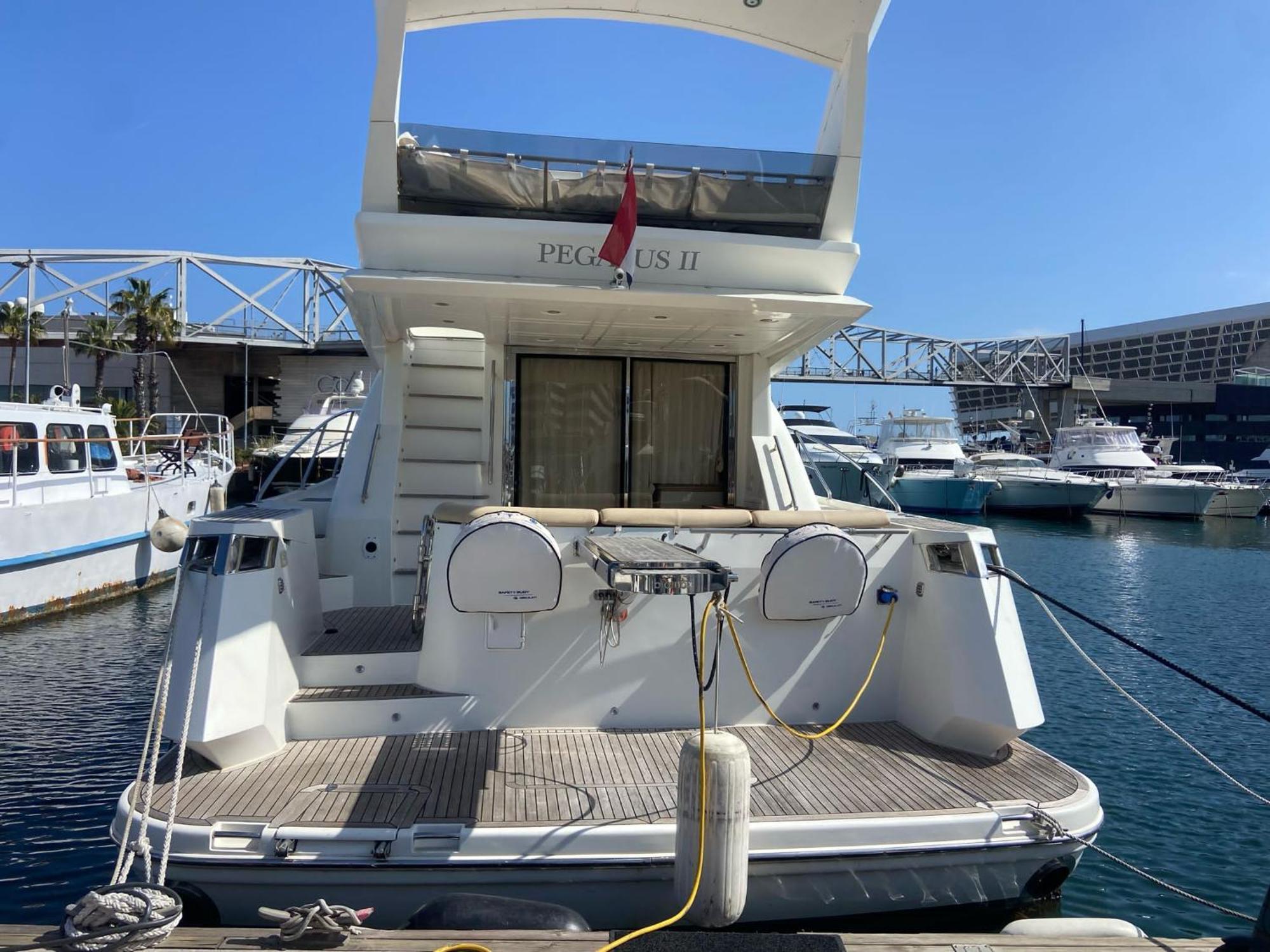 Yacht Pegasus II Hotel Barcelona Eksteriør billede