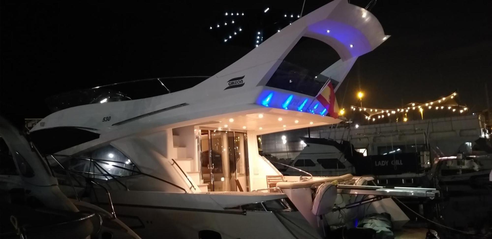 Yacht Pegasus II Hotel Barcelona Eksteriør billede